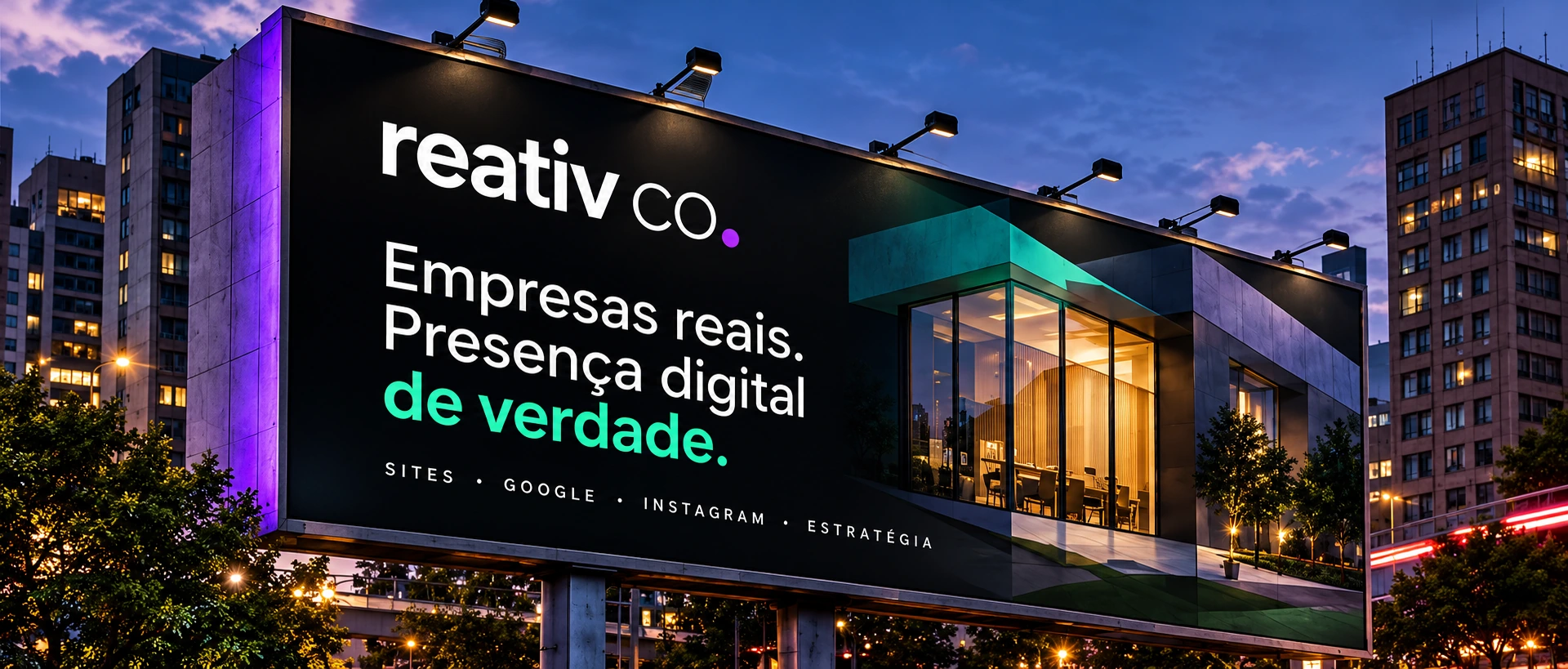 Estudo visual da Reativ Co. aplicado em um outdoor, com verde e roxo
